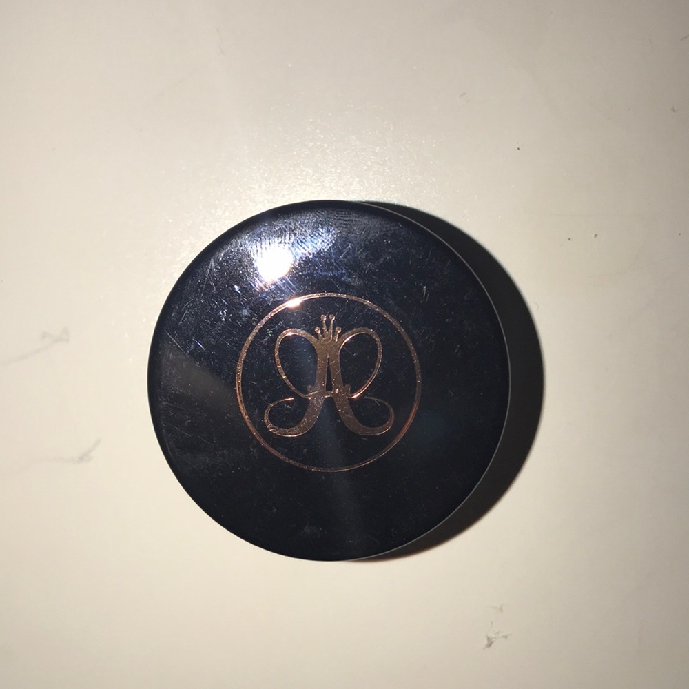 anastasia dipbrow pomade in soft brown